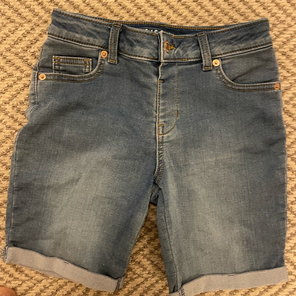 Cat & Jack Super Stretch Bermuda size 10-12 girls Shorts